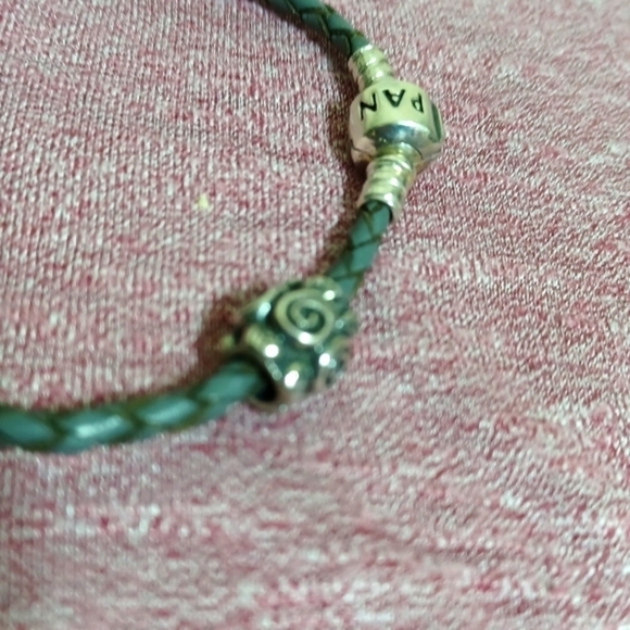 PANDORA CHARM BRACELET WITH 3 STARTER CHARMS.....REDUCED!!!! - Picture 3 of 4